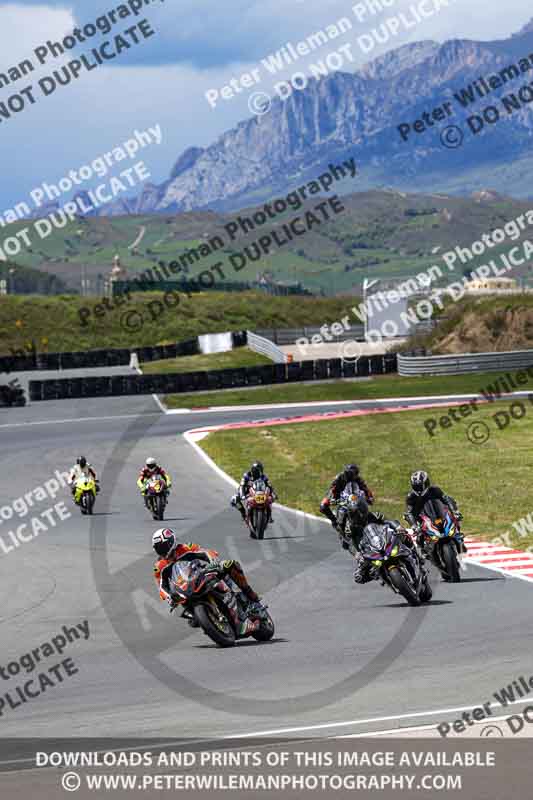 cadwell no limits trackday;cadwell park;cadwell park photographs;cadwell trackday photographs;enduro digital images;event digital images;eventdigitalimages;navarra;no limits trackdays;peter wileman photography;racing digital images;trackday digital images;trackday photos
